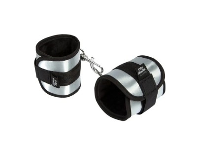 Υφασμάτινες χειροπέδες