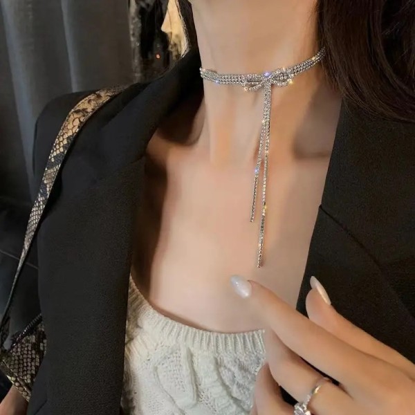 Sparkling Rhinestone Bow Choker Silver Sparkling Rhinestone Bow Choker Silver