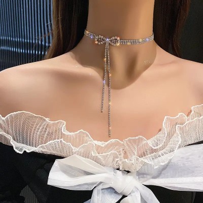 Sparkling Rhinestone Bow Choker Silver Sparkling Rhinestone Bow Choker Silver