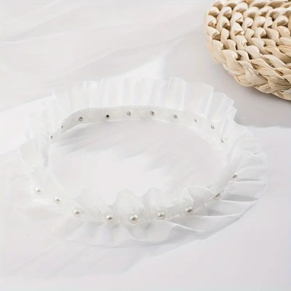 Pearl Garter Glamorous White