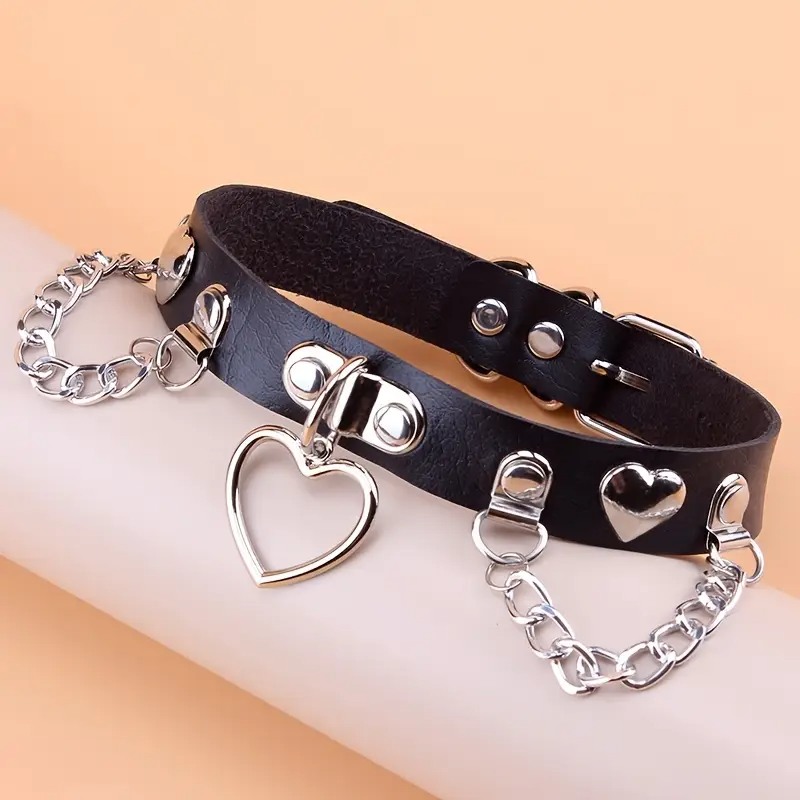 Collar Love Market Avant Garde Black