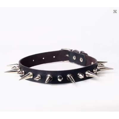 Collar with Spikes Love Market Black