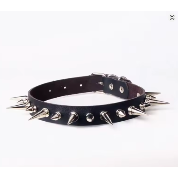Collar with Spikes Love Market Black