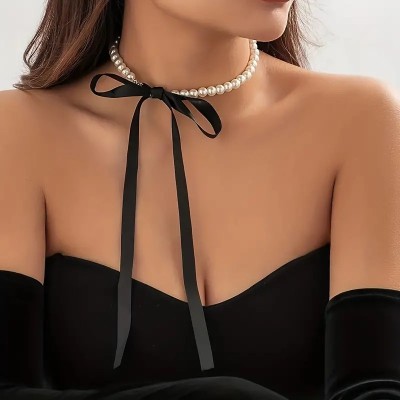 Pearl Choker with Black Bowknot Pearl Choker with Black Bowknot