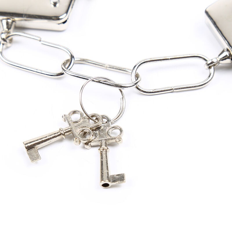 Ohmama Metal Handcuff With Plush Ohmama Leopard Metal handcuffs