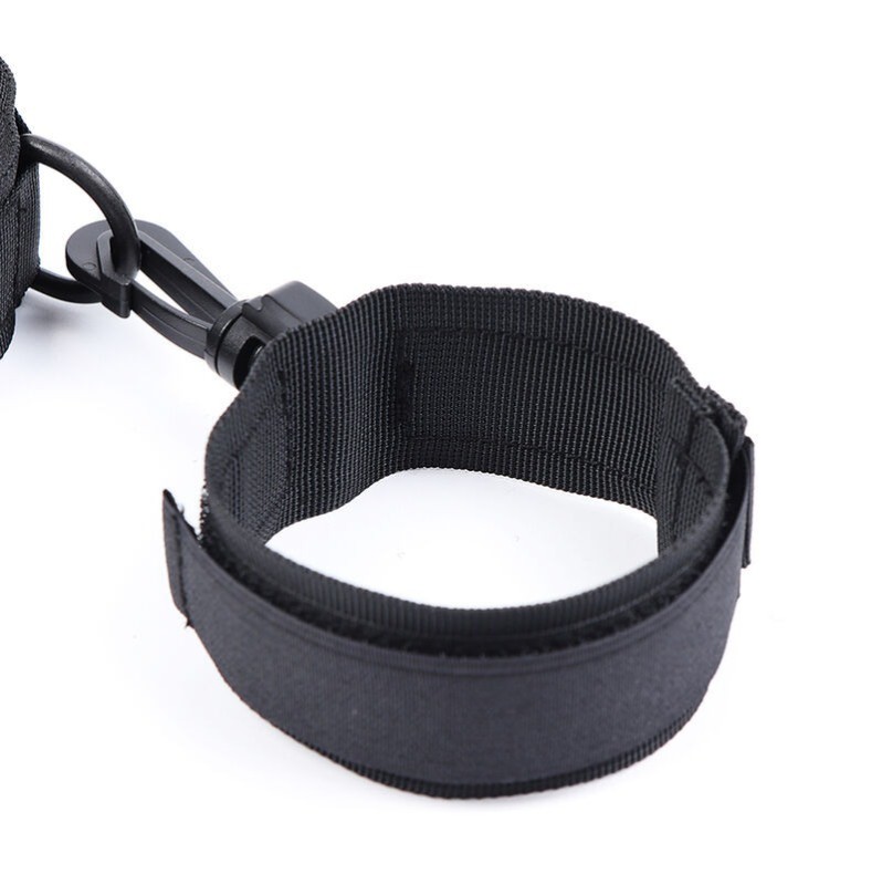 Collar With Handcuffs Ohmama Black