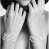 Bijoux Indiscrets Χειροπέδες με Πέρλες Bijoux Indiscrets Plaisir Nacre Λευκές Μεταλλικές χειροπέδες