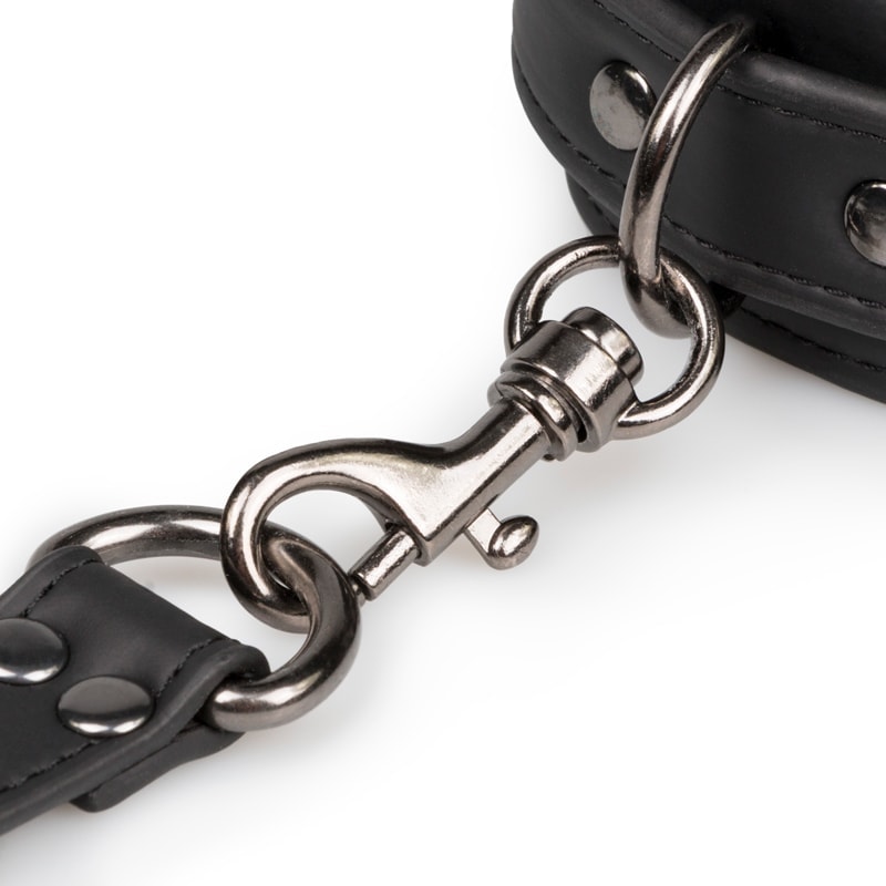 Σετ Χειροπέδες & Ποδοπέδες Hogtie Easytoys Μαύρο Easytoys – Fetish Collection Σετ Χειροπέδες & Ποδοπέδες Hogtie Easytoys Μαύρο Δεσίματα