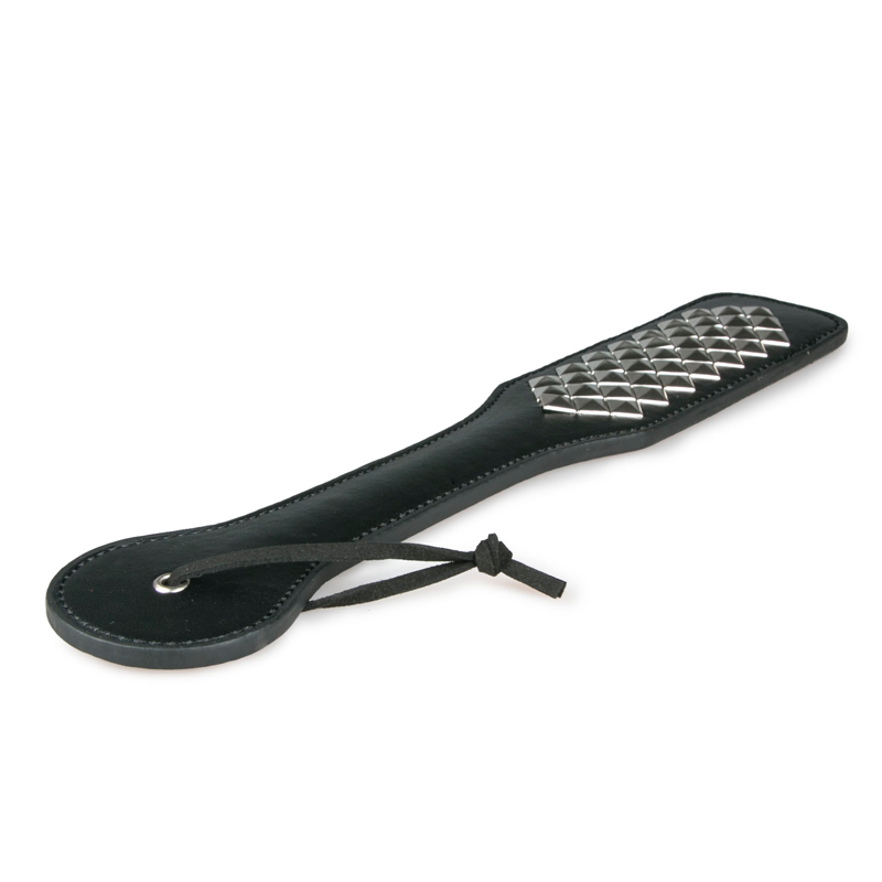 Easytoys – Fetish Collection Paddle με Μεταλλικά Τρουκς Easytoys Μαύρο Μαστίγια & Paddles